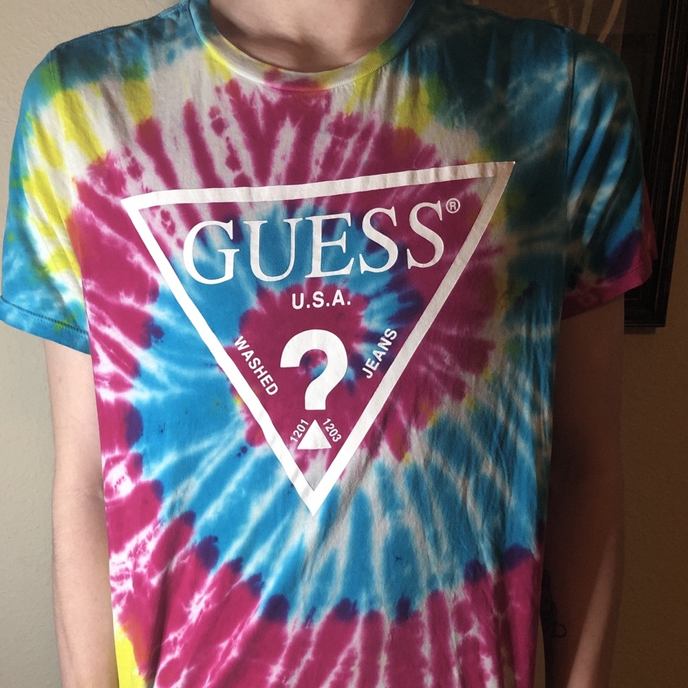 Vintage Guess tie-dye t-shirt